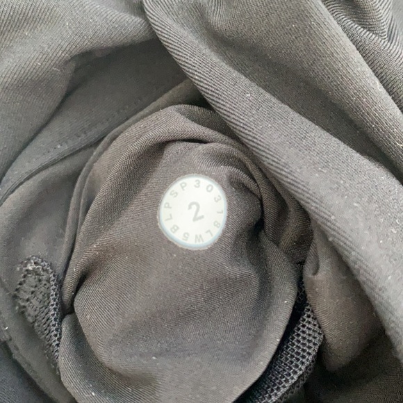 ❤️ Lululemon On The Fly Pant *27" Black Size 2 NWOT - Picture 5 of 9